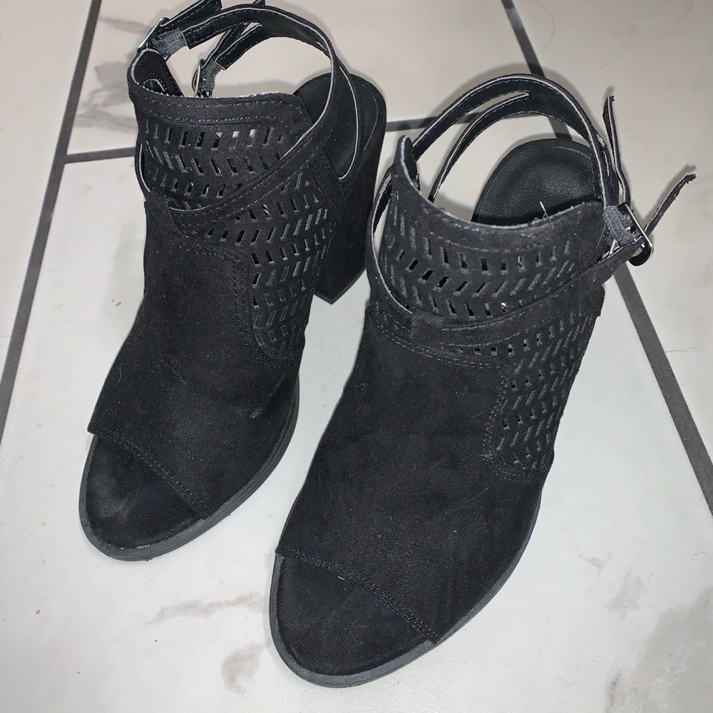American Eagle 5 1/2 Wedge Sandals, NWT